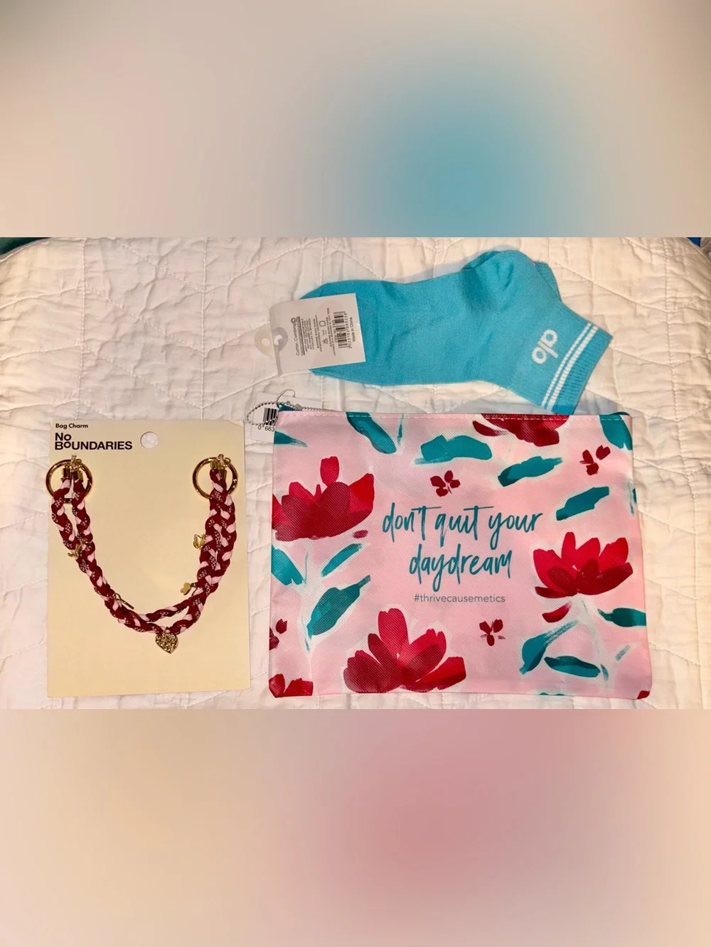 Huge Y2K Beauty & Skincare Bundle – Brand New! Yoga Socks, EOS, Nivea, & More ✨